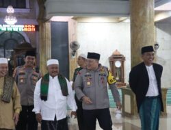Subuh Keliling di Masjid Jami Al-Ijma, Pesan Kapolres Tangsel : Jelang Akhir Ramadhan Waspada Pelaku 3 C