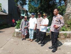 Polsek Curug Beraksi: Laksanakan Upaya Penanganan Banjir di Kelurahan Binong