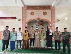 Jadi Khatib dan Imam Shalat Jumat di Masjid Jami Nurul Fajri, Kapolsek Pondok Aren Sampaikan Pesan Indahnya Silaturahmi