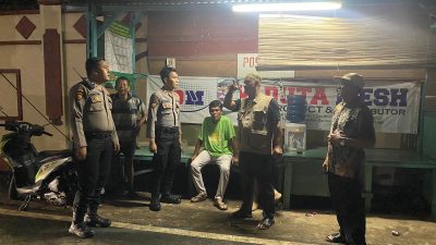 Sambang Dialogis di Pos Kamling Gudang Lengkong Timur Guna Ciptakan Situasi Kamtibmas yang Kondusif