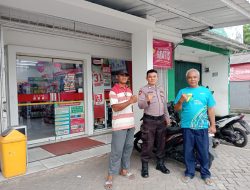 Sat Samapta Polsek Ciputat Timur Laksanakan Patroli Dialogis di Alfamart 24 Jam