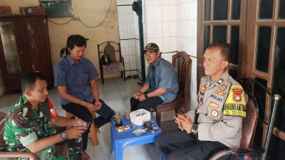 Bhabinkamtibmas dan Babinsa Kelapa Dua Sinergi Jaga Keamanan Lingkungan