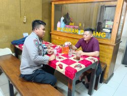 Sambang Wilayah Bhabinkamtibmas Lengkong Karya Berikan Himbauan