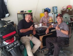 Bhabinkamtibmas Kelurahan Binong Melaksanakan Sambang dan Cooling System Jelang Pilkada