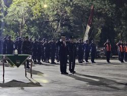 Upacara Kehormatan dan Renungan Suci HUT Ke-79 Proklamasi Kemerdekaan RI di TMP Arya Wangsakara