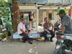 Bhabinkamtibmas Desa Babat Lakukan Kegiatan Sambang dan DDS untuk Jaga Keamanan