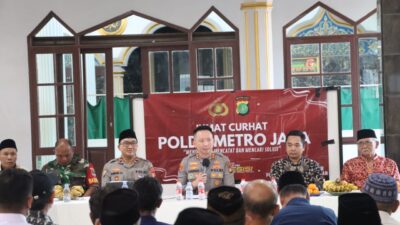 Polres Tangerang Selatan Gelar “Jumat Curhat” di Ciputat Timur, Bahas Keamanan, Tawuran, dan Permasalahan Warga