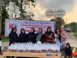 Pemuda Pancasila Ranting Cijantra Berbagi Takjil di Bulan Ramadhan