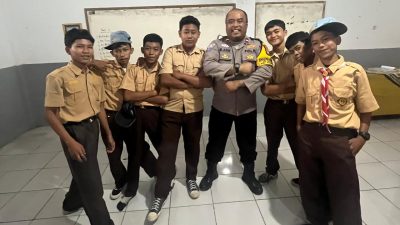 Cegah Tawuran Antar Pelajar, Bhabinkamtibmas Polsek Pagedangan Gencarkan Program CETAR di Sekolah