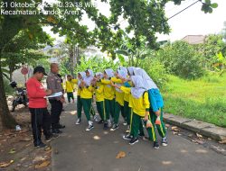 Cegah Tawuran Sejak Dini, Bhabinkamtibmas Pondok Jaya Beri Edukasi ke Pelajar MI Nurul Huda