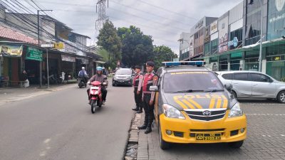 Unit Samapta Polsek Pondok Aren melaksanakan KRYD Strong Point Siang Hari, Cegah Gangguan Kamtibmas