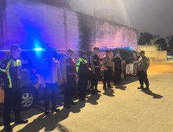 Patroli Mobile dan Strong Point Polsek Kelapa Dua, Jaga Stabilitas Kamtibmas Wilayah Perumahan