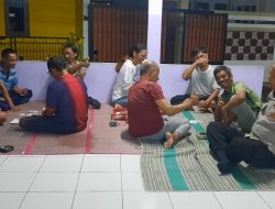Perkuat Siskamling, Bhabinkamtibmas Ajak Warga Tingkatkan Kewaspadaan Lingkungan
