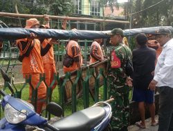 Tindak Lanjut Keluhan Warga, Aparat Gabungan Bersihkan Area PKL di RW 02 Jelambar