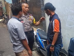 Cegah Curanmor, Bhabinkamtibmas Duri Selatan Lakukan Gembok Kamtibmas dan Edukasi Warga