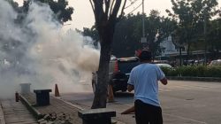 Mobil Pribadi Terbakar di Bundaran Unpam, Damkar Bergerak Cepat Padamkan Api
