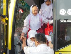 Orang Tua Siswa Disabilitas di Tangsel Akui Terbantu Bus Sekolah Gratis, Bisa Hemat hingga Rp150 Ribu per Hari